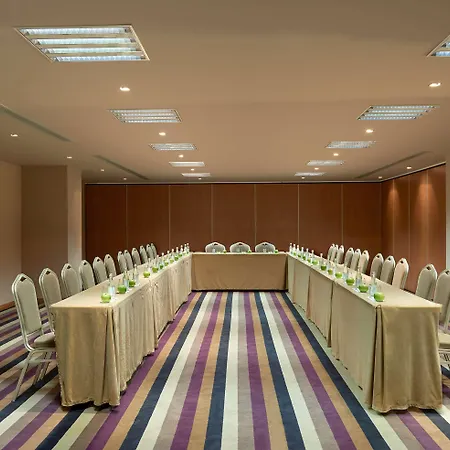 Отель Melia Madeira Mare Фуншал