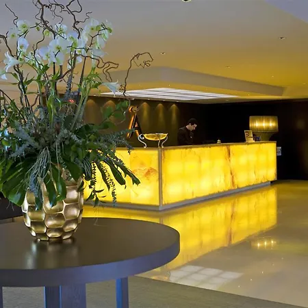 Отель Melia Madeira Mare