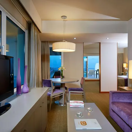 Отель Melia Madeira Mare