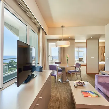 Hotel Melia Madeira Mare 5*