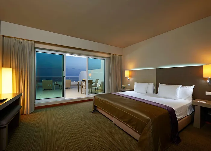 מלון Melia Madeira Mare פונשל